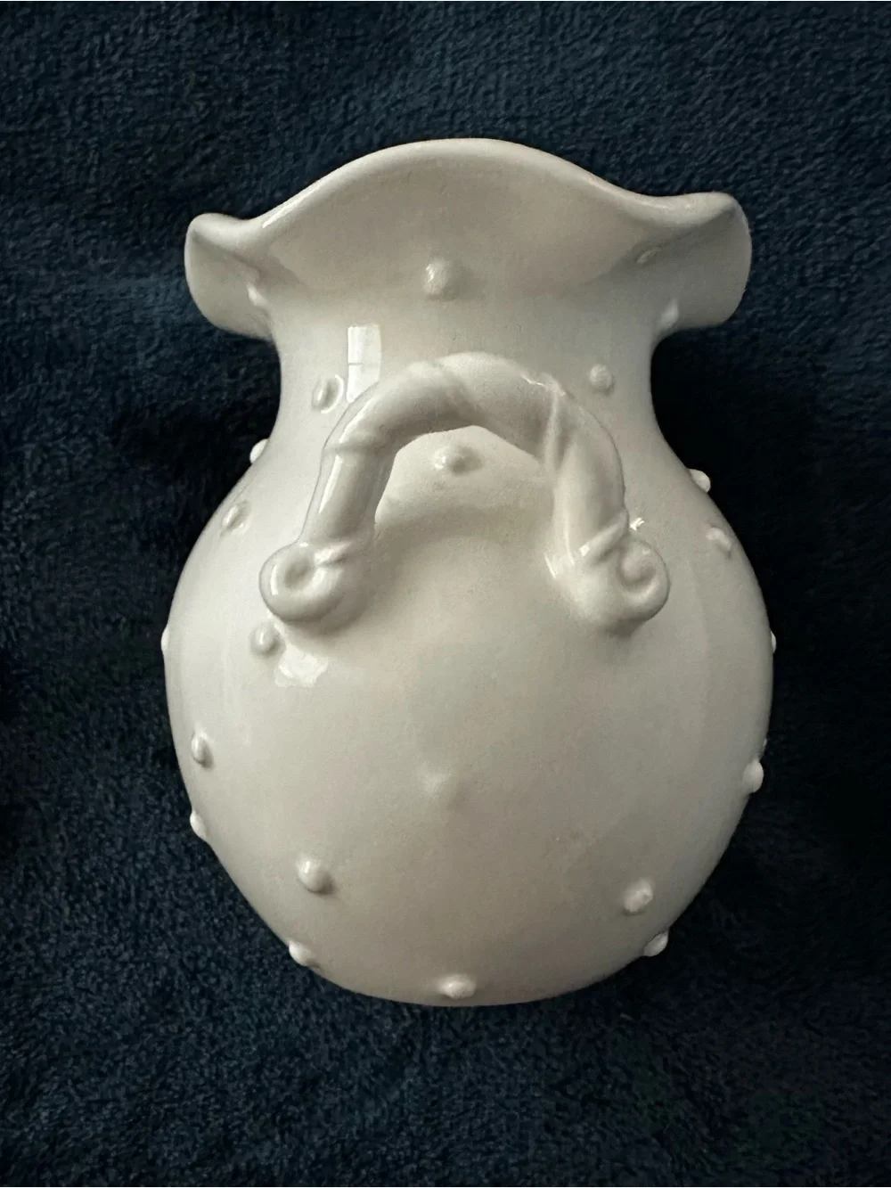 Beautiful & Fun Giorgio Beverly Hills White Ceramic Accent Vase